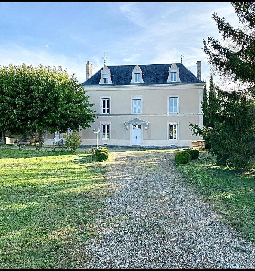 Vouzailles La Maladrie Bed & Breakfast エクステリア 写真